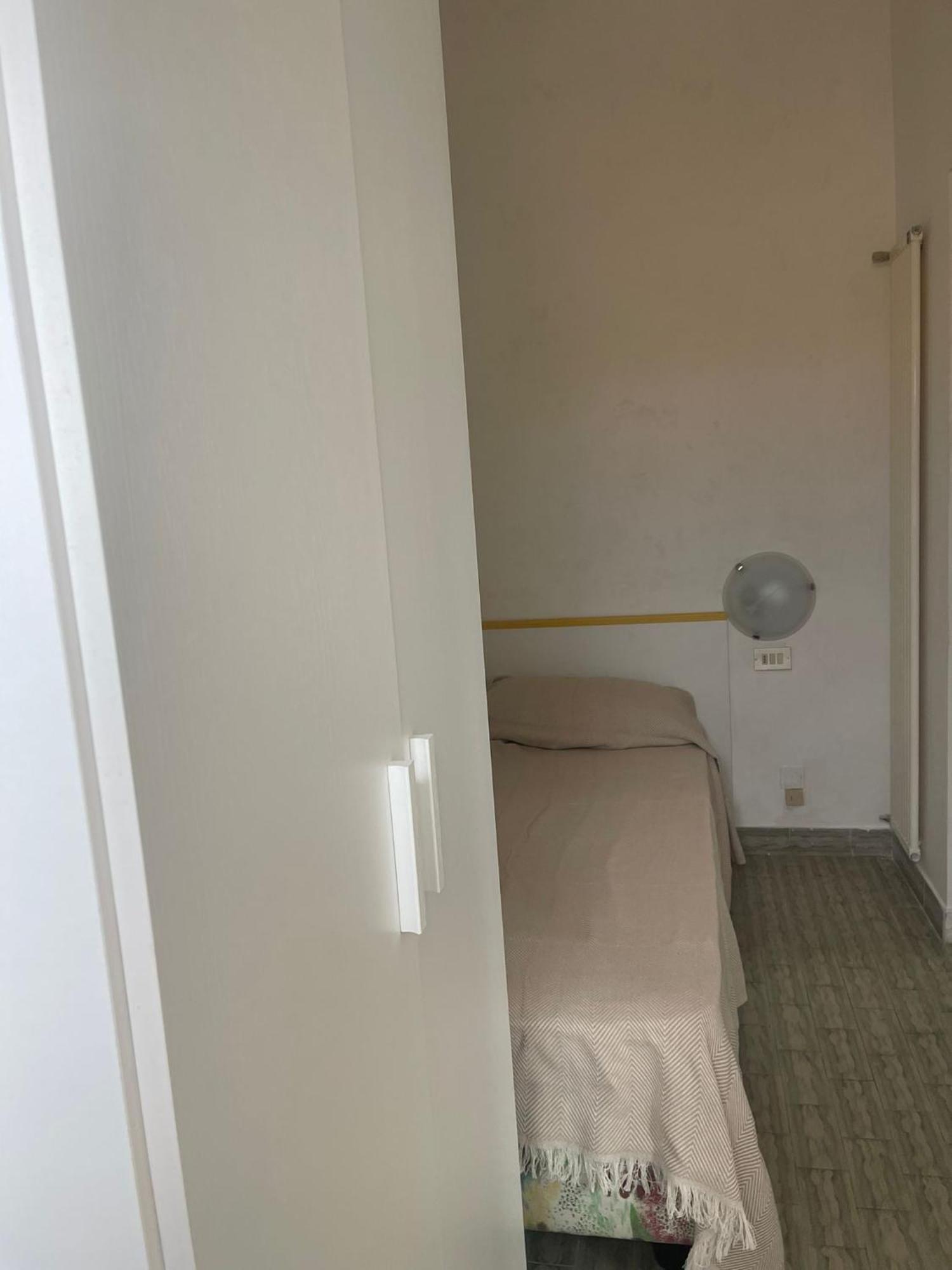 Hotel Re Leone Rimini Bagian luar foto